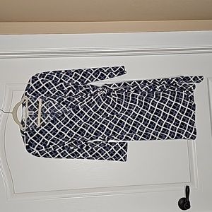 Donna Morgan 14P Faux Wrap Dress with attached matching fabric belt